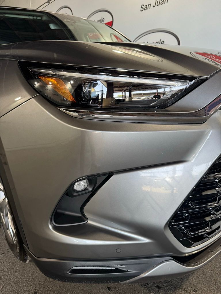 Thumbnail: 2026 Toyota Grand Highlander - 13