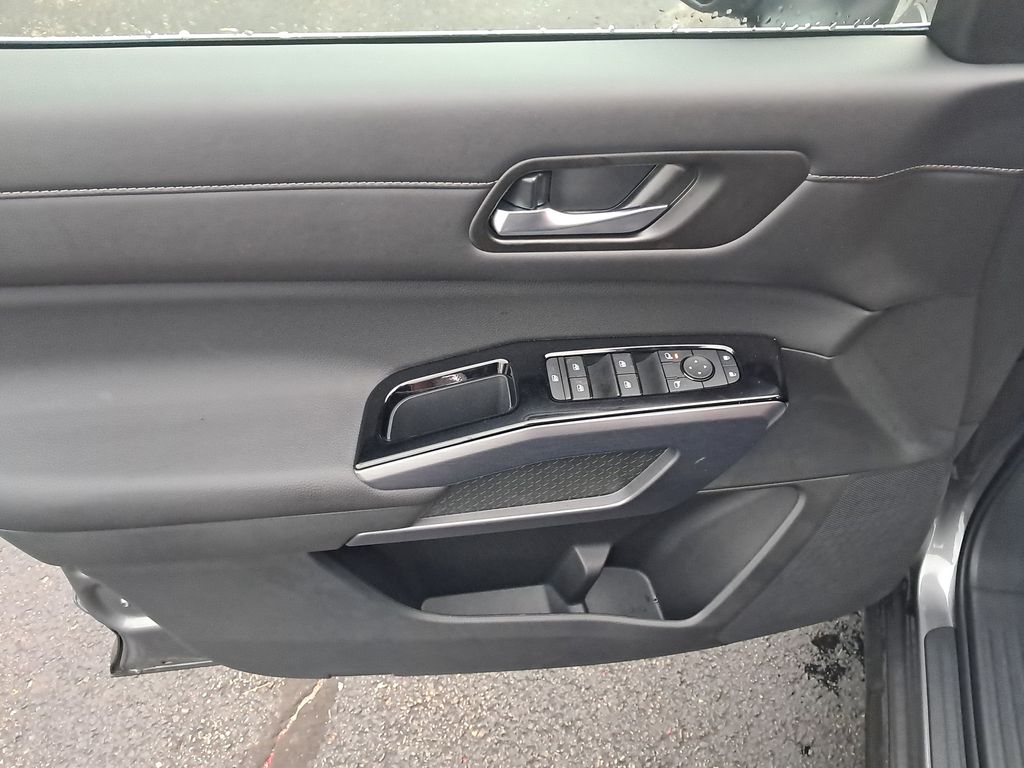 2026 Nissan Pathfinder SL Gray at South Hills Kia
