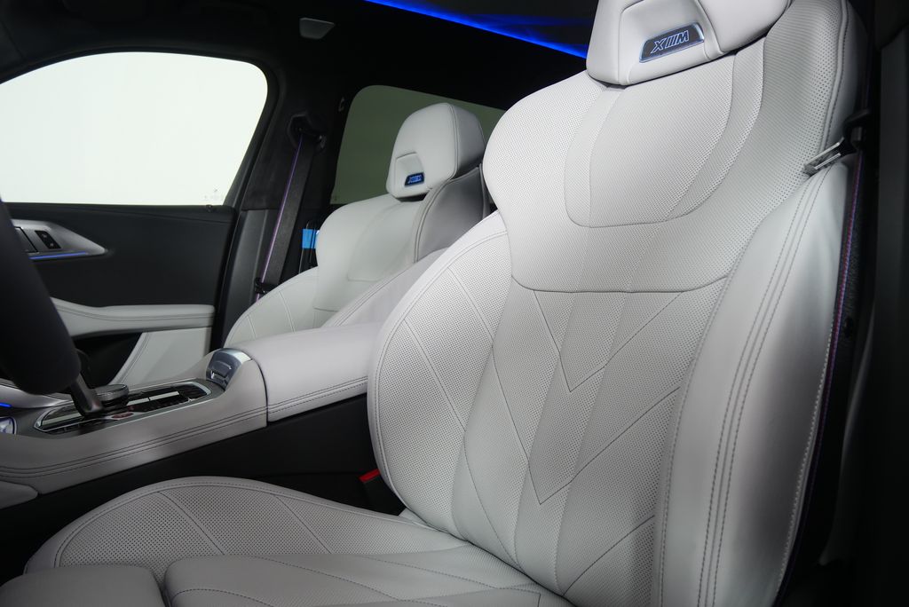 Thumbnail: 2026 BMW XM - 13