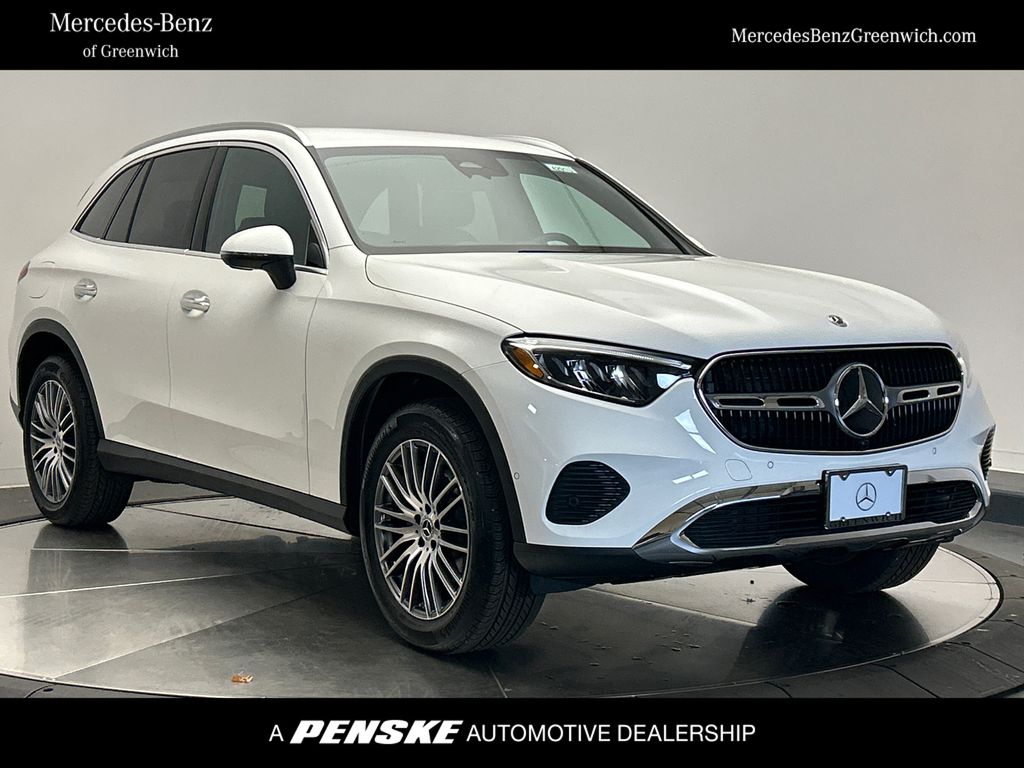 2024 Mercedes-Benz GLC 300 -
                Greenwich, CT