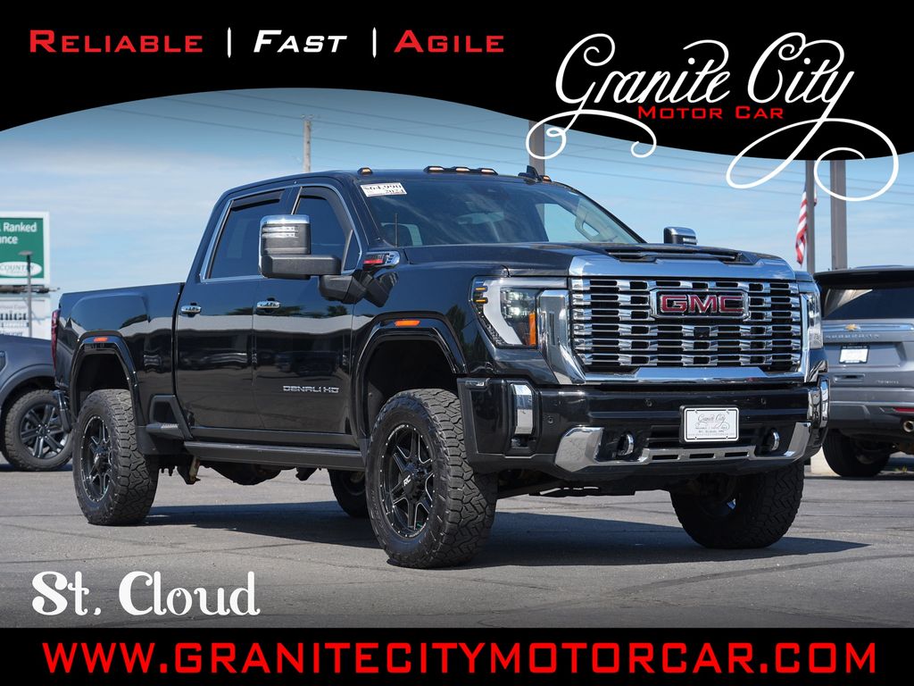 2024 GMC Sierra 2500HD Denali Crew Cab 4WD