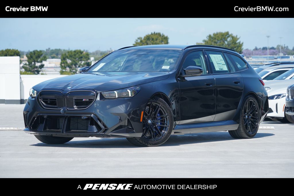 Thumbnail: 2026 BMW M5 - 1
