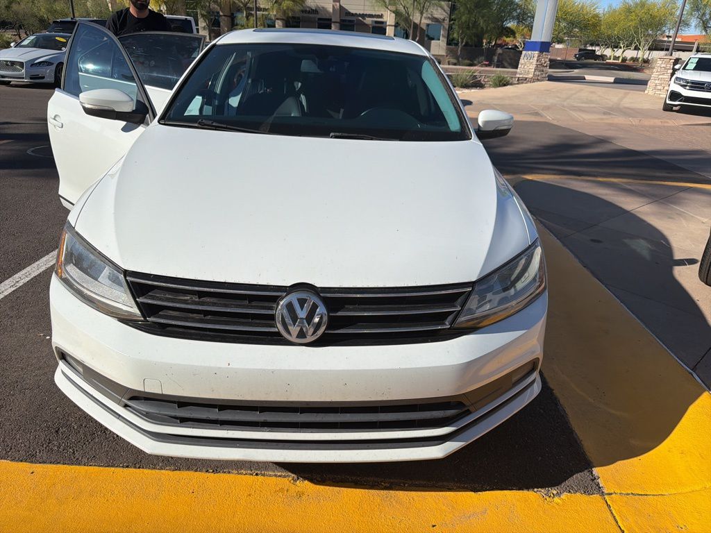 Thumbnail: 2017 Volkswagen Jetta - 3