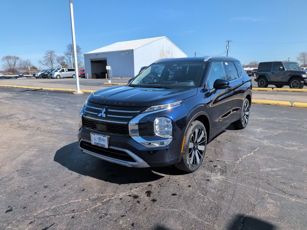 New 2026 Blue Mitsubishi SEL image 2