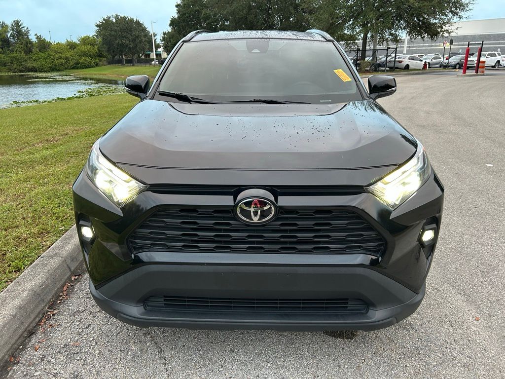 Thumbnail: 2022 Toyota RAV4 - 6