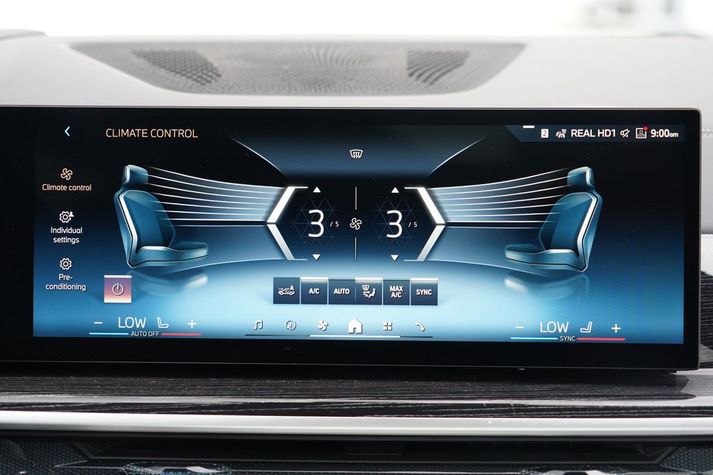 Thumbnail: 2026 BMW X5 - 16