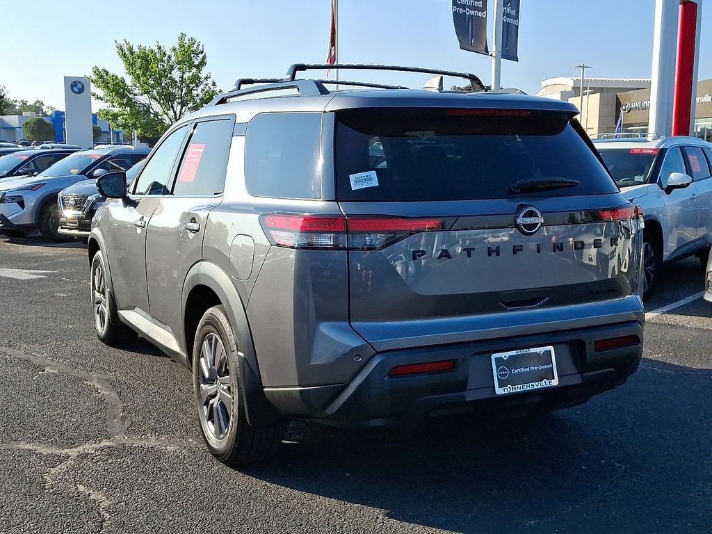 Thumbnail: 2022 Nissan Pathfinder - 4