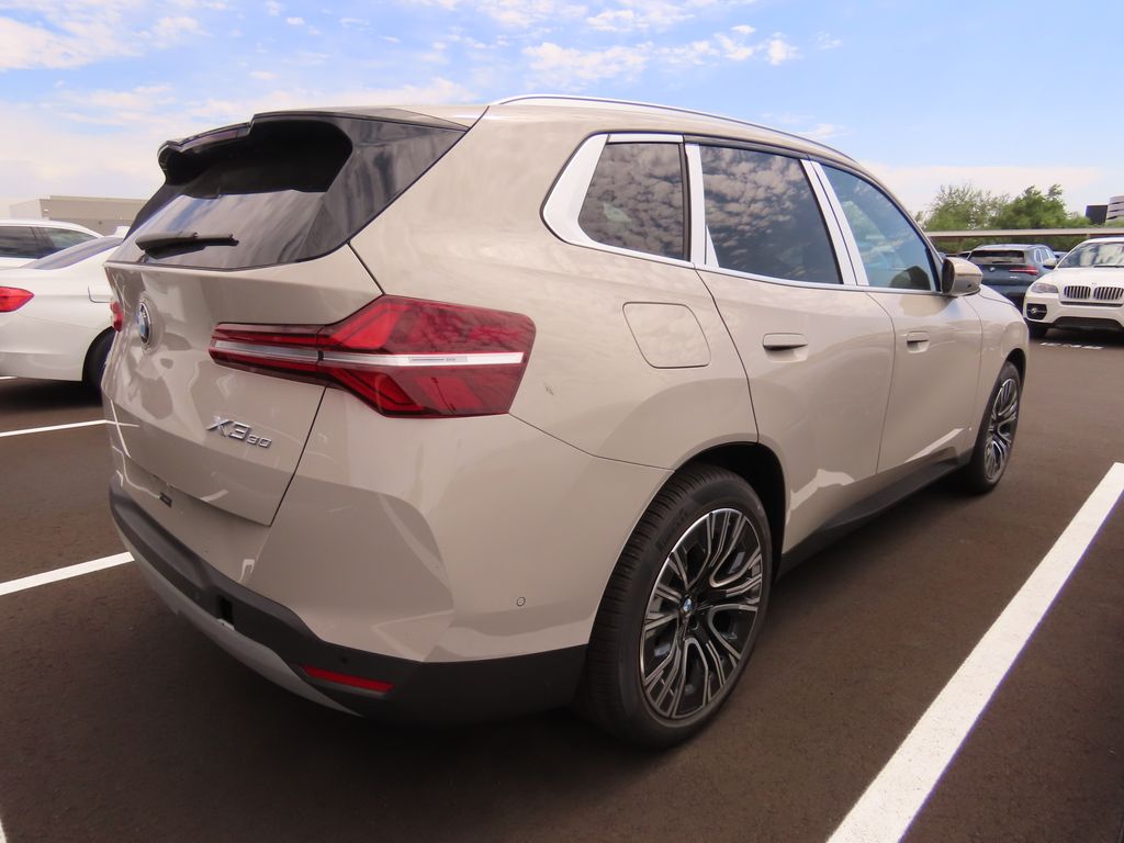 Thumbnail: 2026 BMW X3 - 3