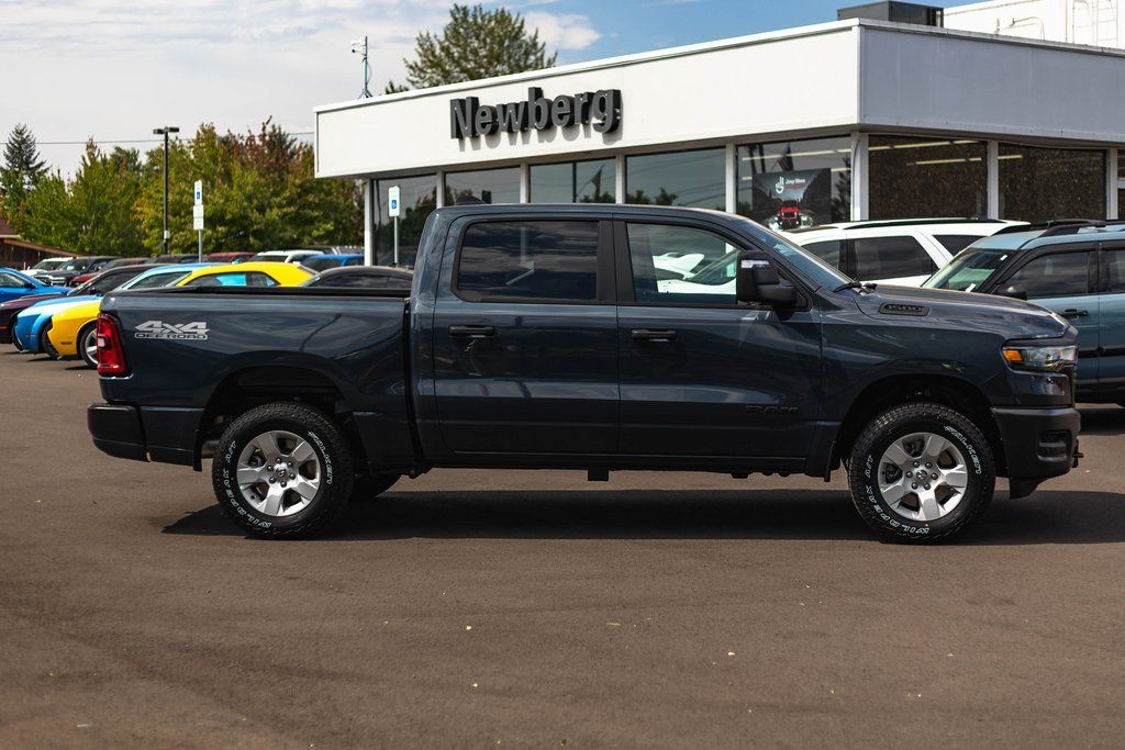 2026 Ram 1500 Tradesman thumbnail 7