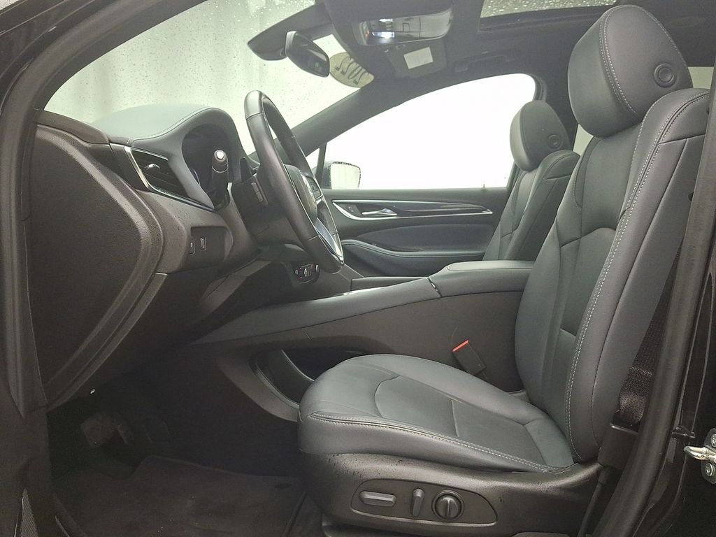 Thumbnail: 2022 Buick Enclave - 14