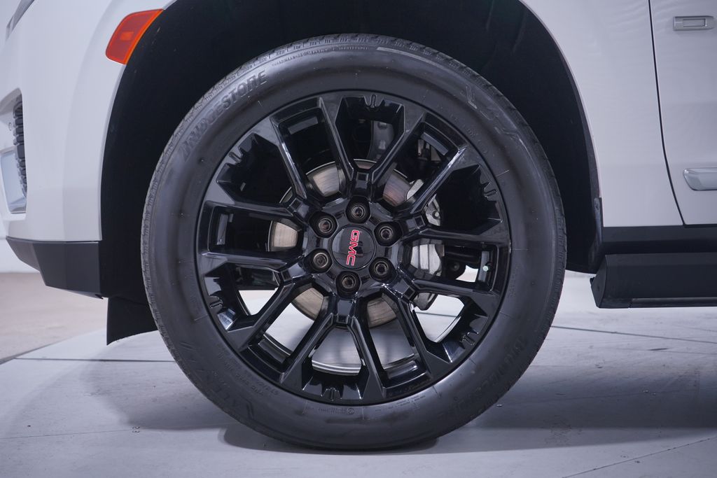 Thumbnail: 2023 GMC Yukon - 2