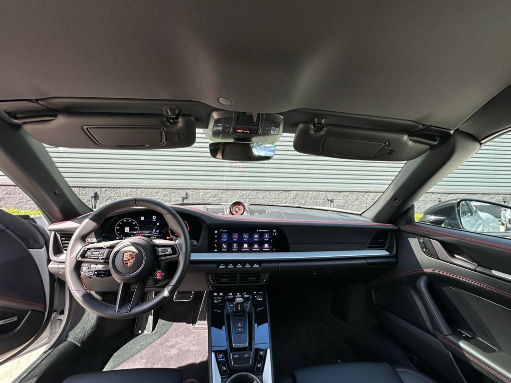 Thumbnail: 2026 Porsche 911 - 6