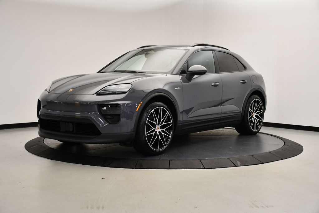 Thumbnail: 2025 Porsche Macan - 1