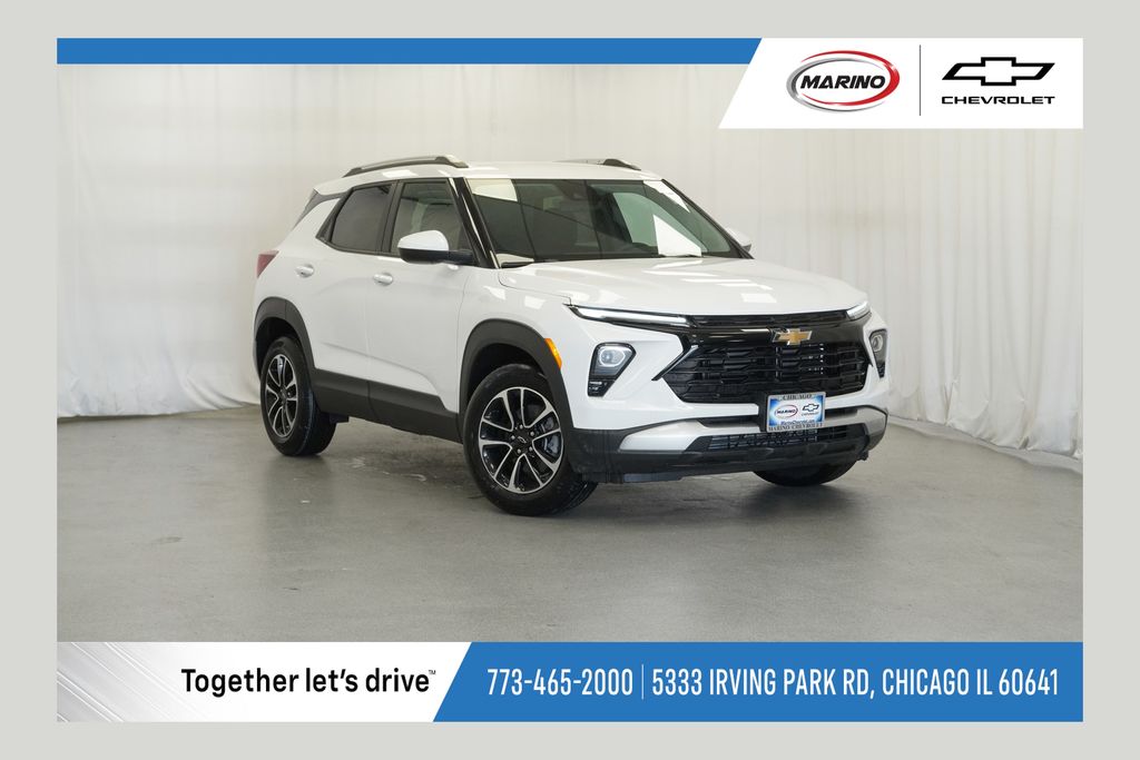 Summit White 2026 Chevrolet Trailblazer SUV / Crossover Front-Wheel Drive Continuously Variable Transmission