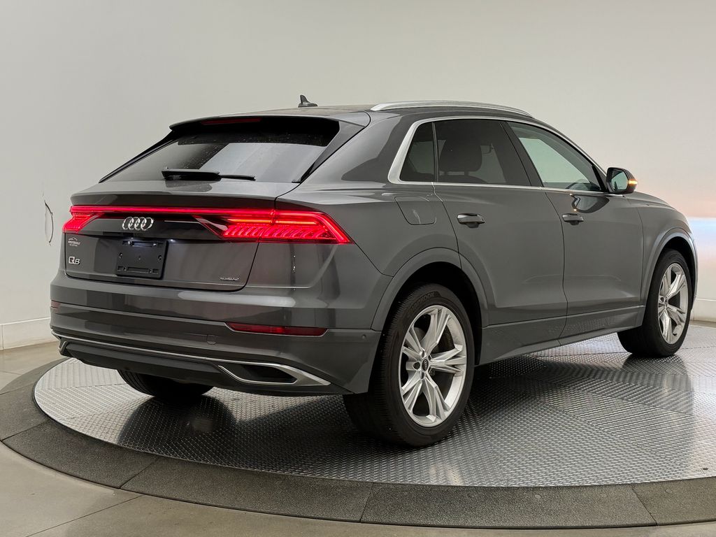 Thumbnail: 2021 Audi Q8 - 5