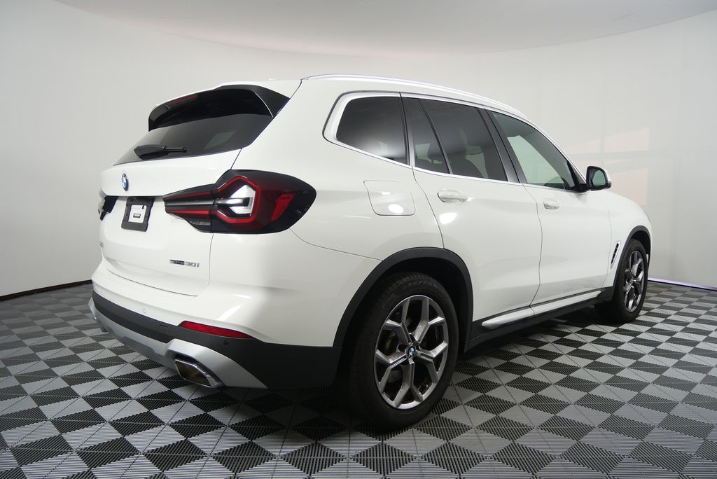 Thumbnail: 2023 BMW X3 - 3