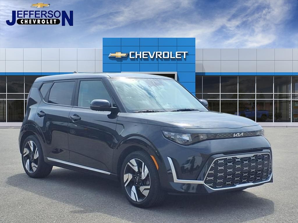 Fusion Black 2023 Kia Soul SUV / Crossover Front-Wheel Drive Continuously Variable Transmission