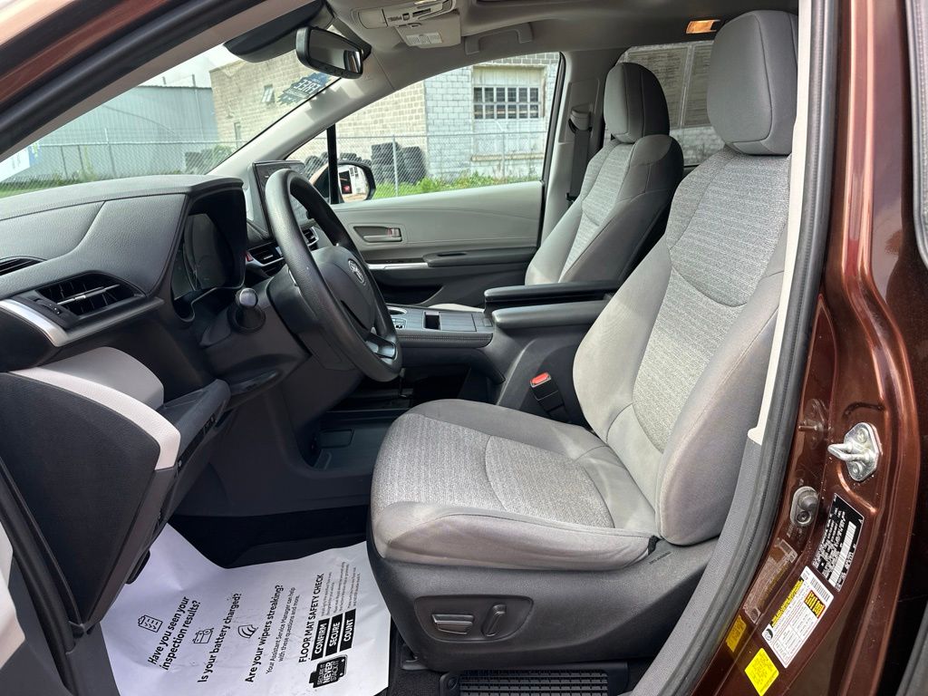 Used 2022 Toyota Sienna Van