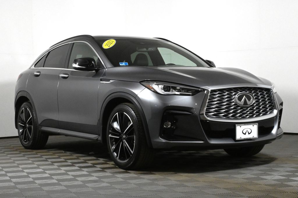 2023 INFINITI QX55 Luxe 9