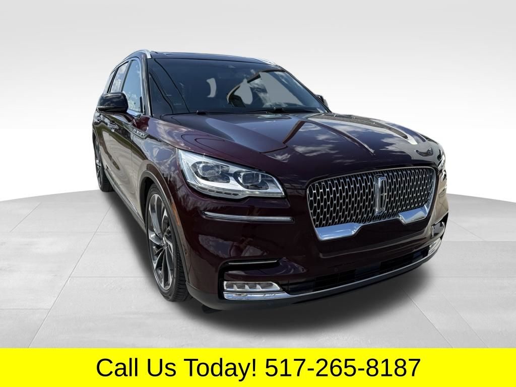 Red (Burgundy) 2022 Lincoln Aviator Reserve AWD SUV / Crossover All-Wheel Drive Automatic