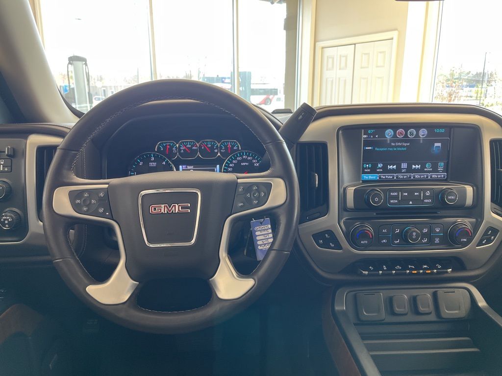used 2018 GMC Sierra 1500 car, priced at $33,450