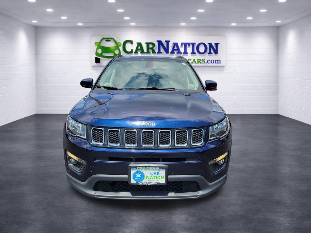 Photo 2 of 2019 Jeep Compass Latitude
