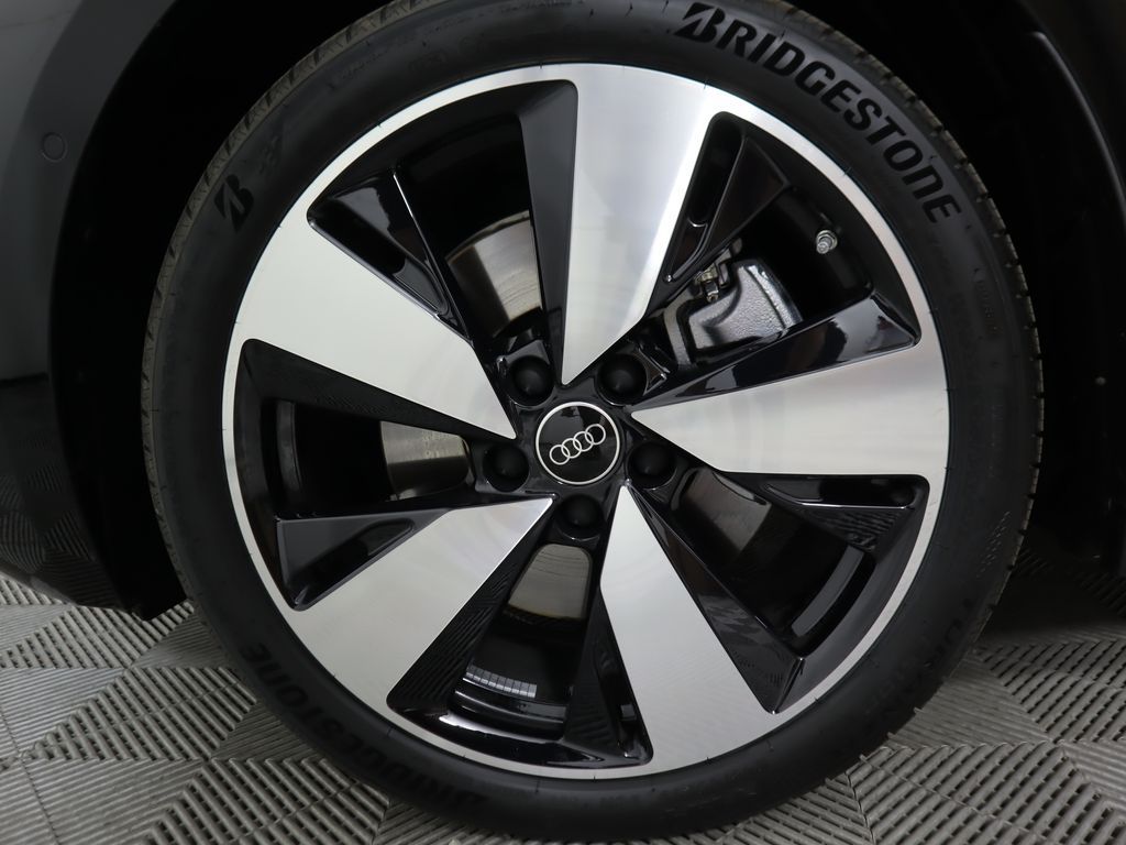 Thumbnail: 2025 Audi A5 - 32