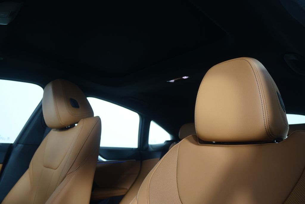 Thumbnail: 2026 BMW i4 - 11