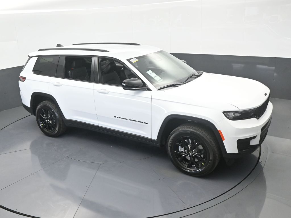 Used 2025 Bright White Clearcoat Jeep Altitude image 45