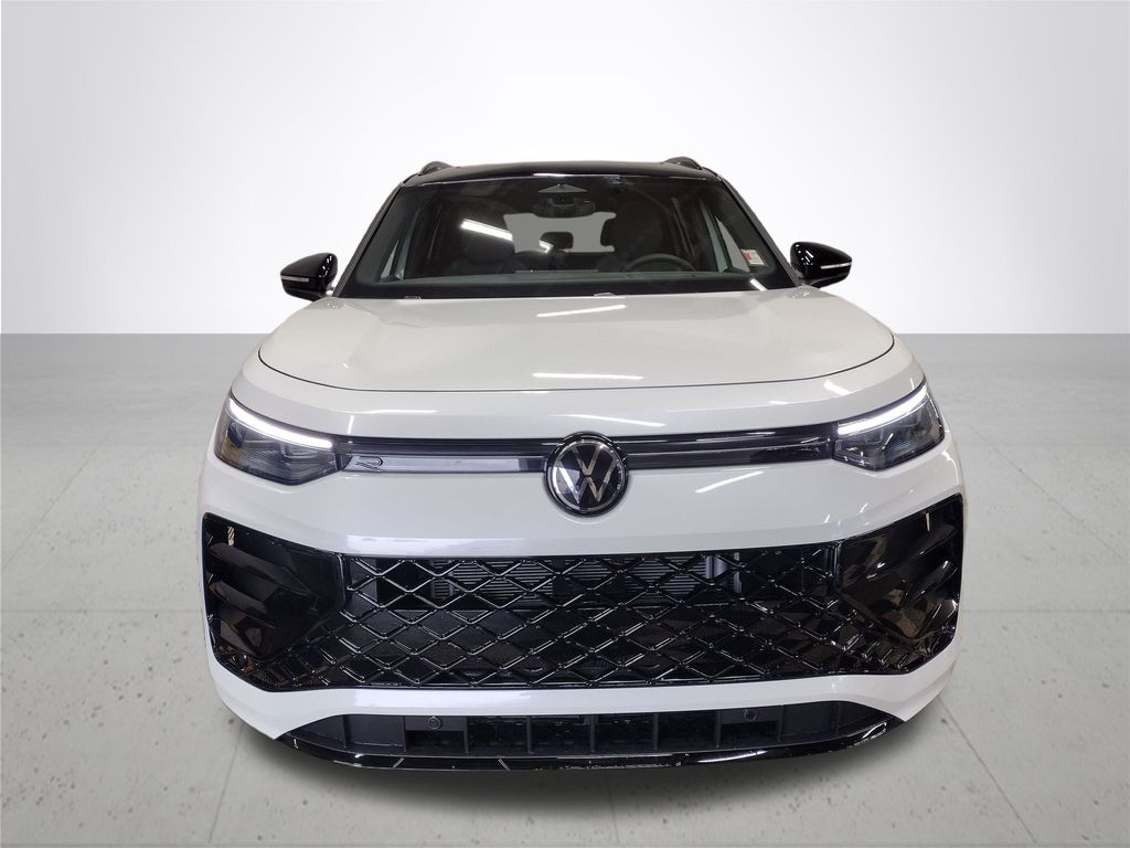 2025 Volkswagen Tiguan SE R-Line Black photo 3