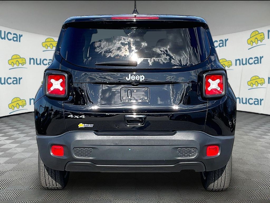 2023 Jeep Renegade — photo 5