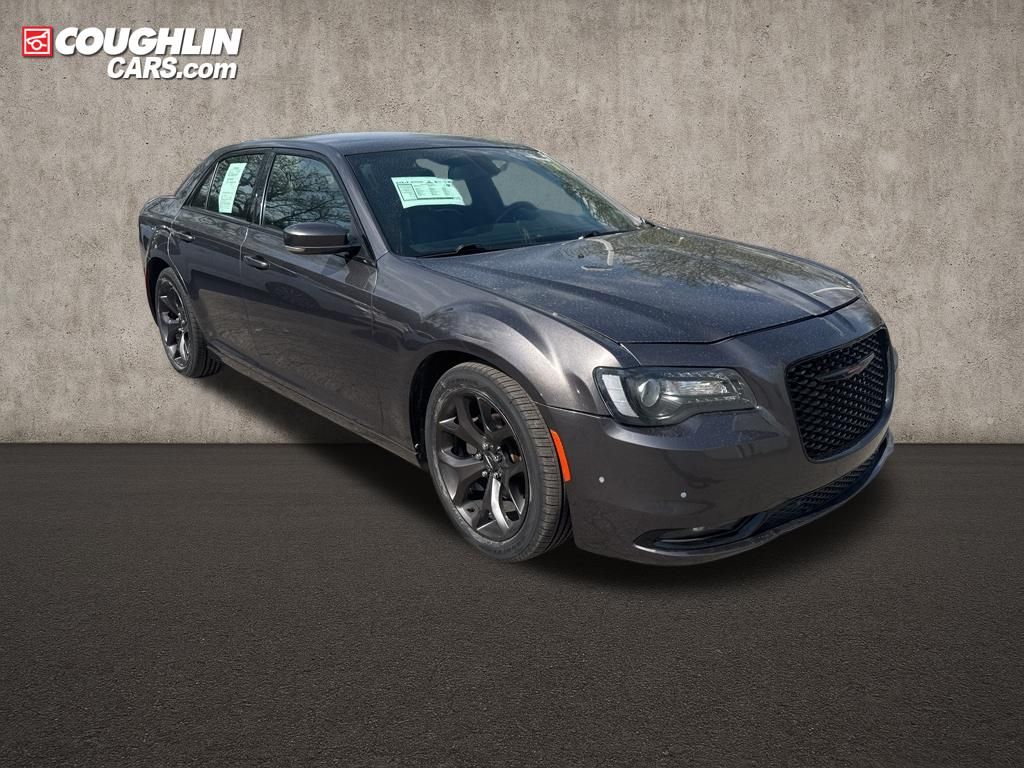 Gray (Granite Crystal Metallic Clearcoat) 2021 Chrysler 300 S V6 RWD Sedan Rear-Wheel Drive 8-Speed Automatic