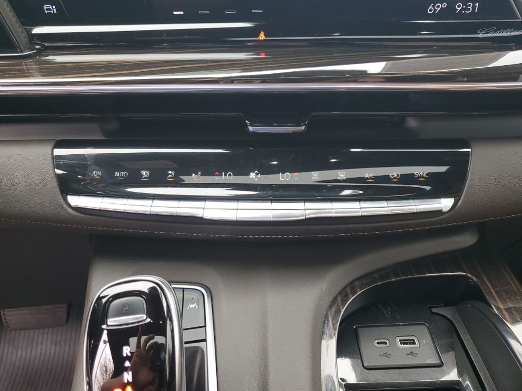 Used Car 2021 Cadillac Escalade Esv  Sport For Sale Under $60,000 In Austin, Texas