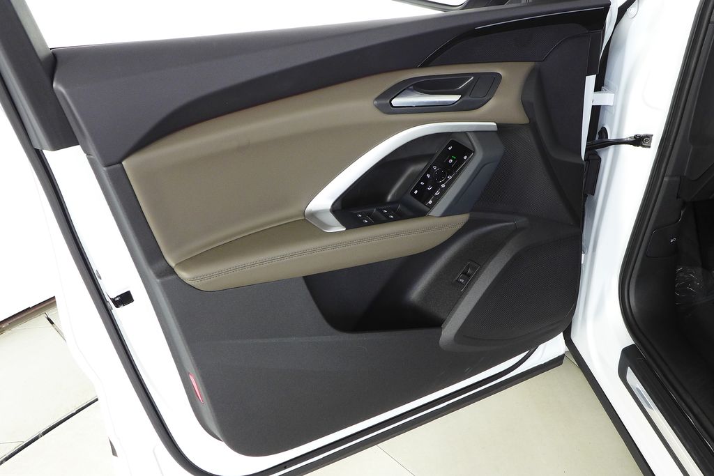 Thumbnail: 2025 Audi Q5 - 11