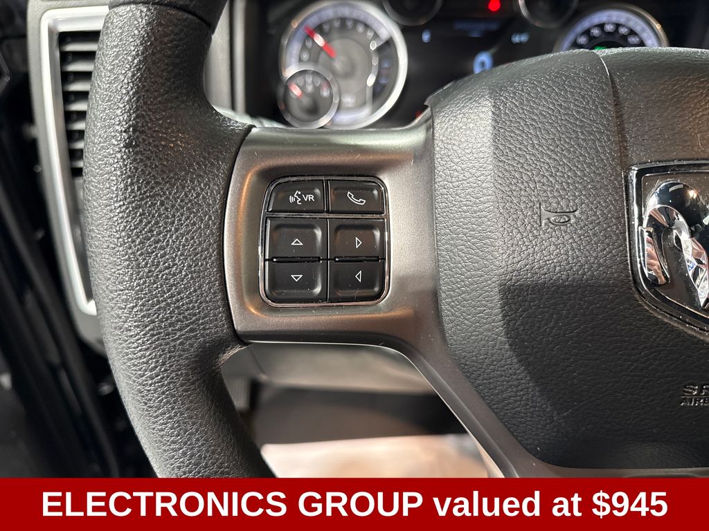2022 Ram 1500 Classic Warlock - Image 3