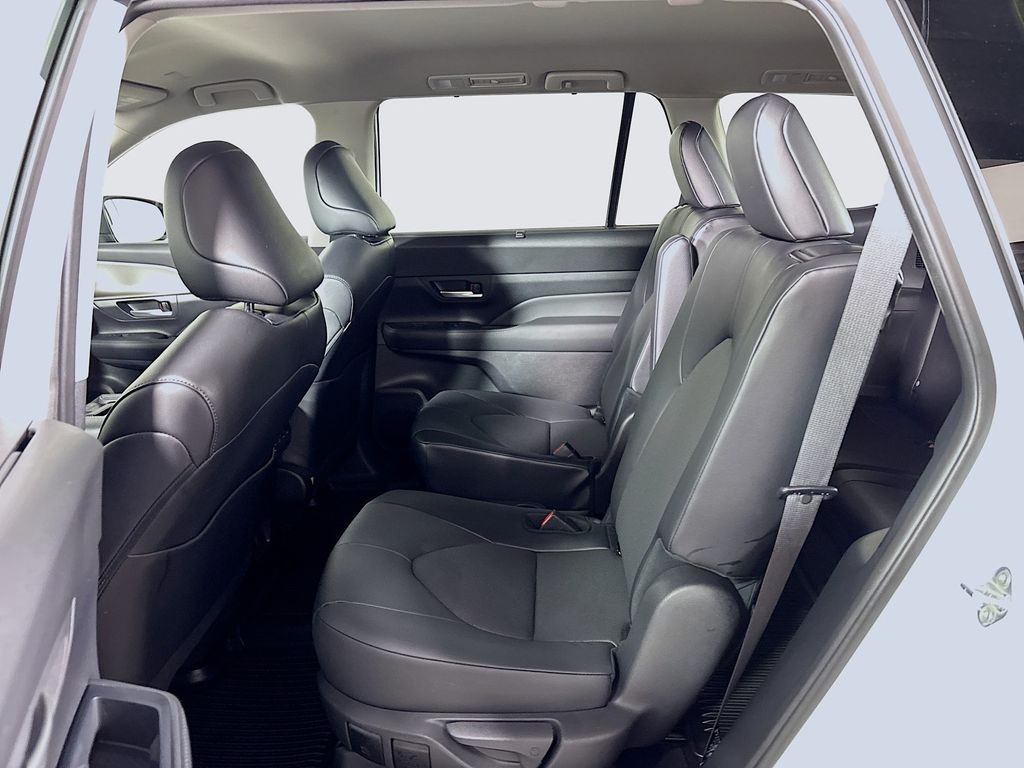 2024 Toyota Grand Highlander XLE
