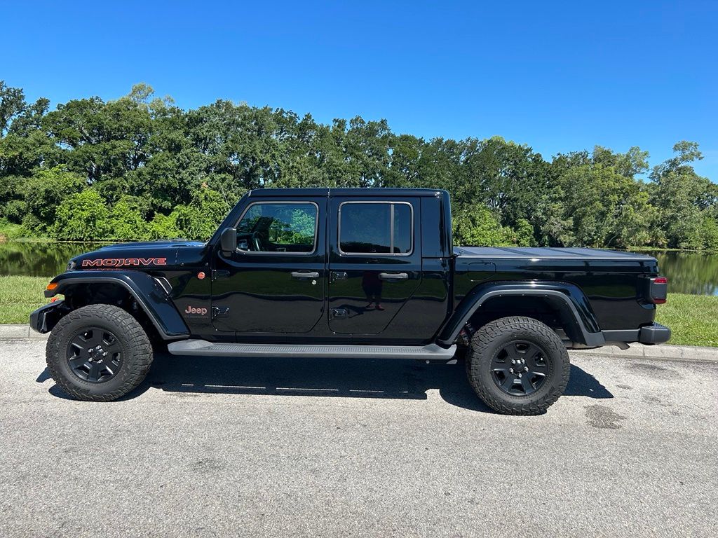 Thumbnail: 2022 Jeep Gladiator - 3