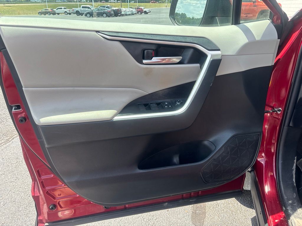 Used 2021 Toyota RAV4 SUV