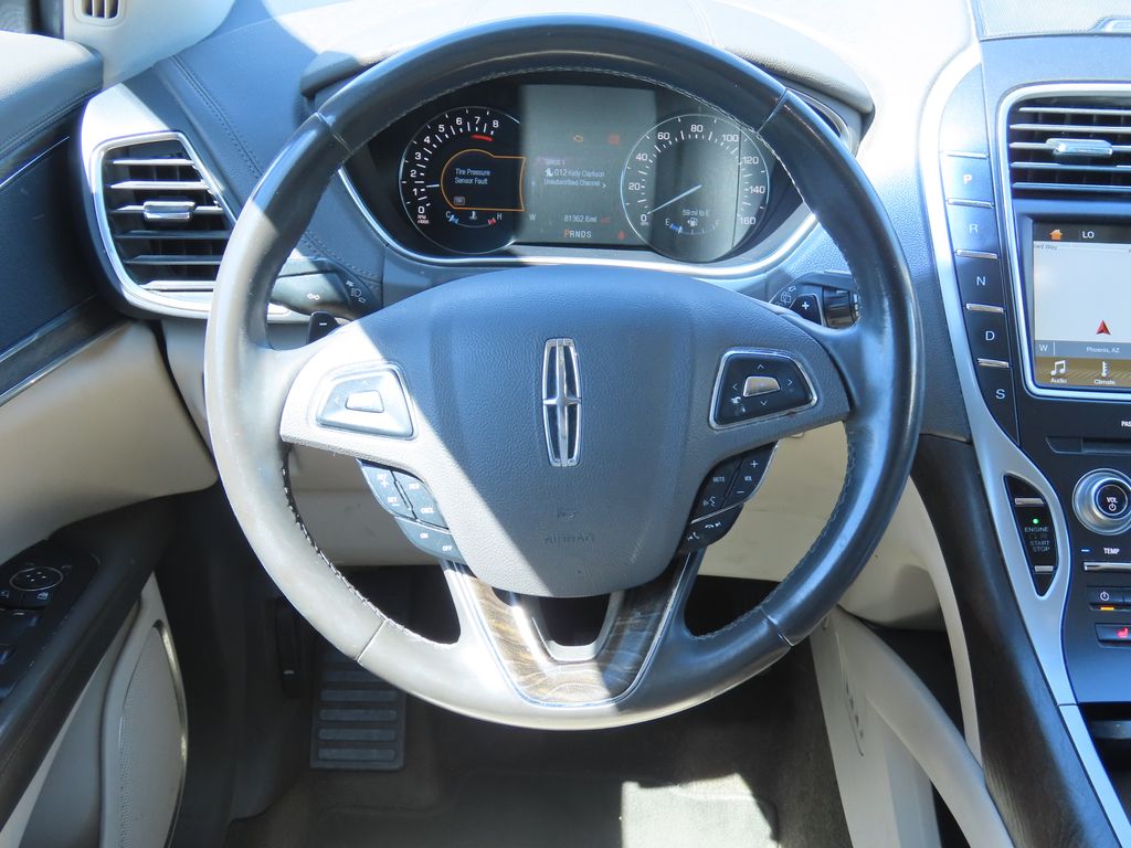 Thumbnail: 2017 Lincoln MKX - 6