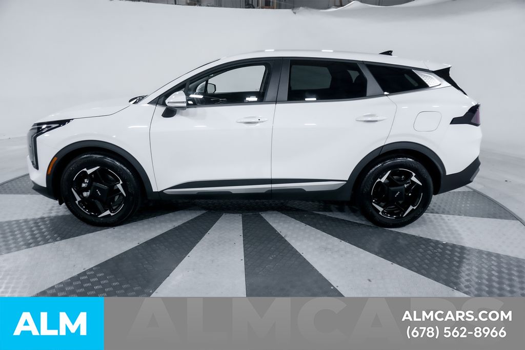 Used 2026 White Kia EX image 9