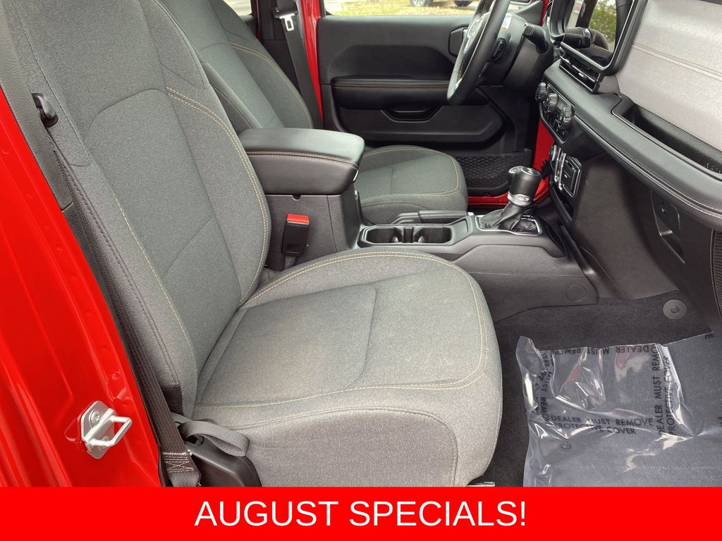 Used 2025 Jeep Wrangler SUV