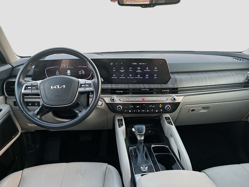 Used 2023 Black Kia EX image 24