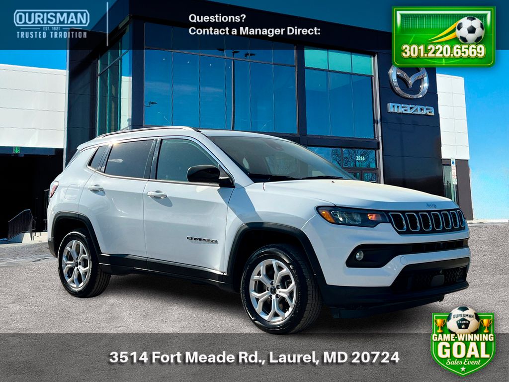 Bright White Clearcoat 2025 Jeep Compass Latitude 4WD SUV / Crossover Four-Wheel Drive 8-Speed Automatic