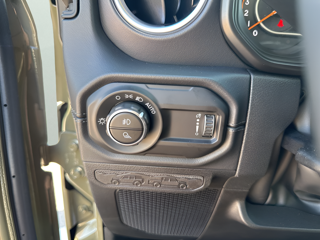 New Car 2025 Jeep Gladiator  For Sale Under $50,000 In Austin, Texas