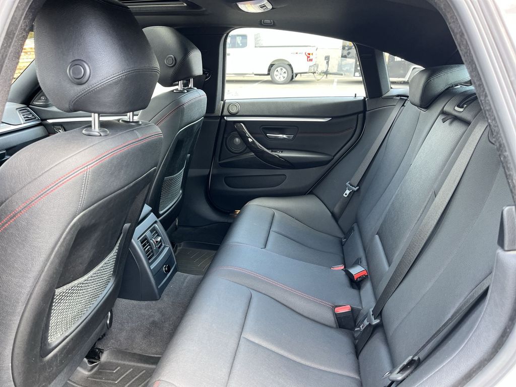 Thumbnail: 2018 BMW 4 Series - 23