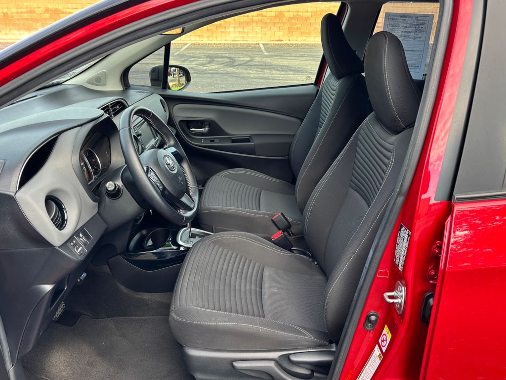 Thumbnail: 2016 Toyota Yaris - 18