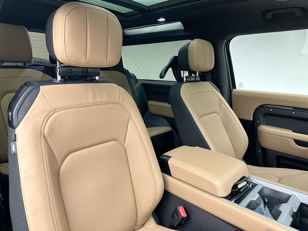 Thumbnail: 2026 Land Rover Defender - 6