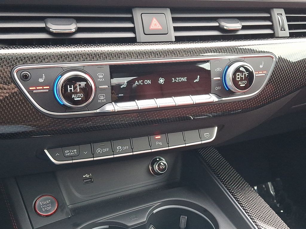 Thumbnail: 2019 Audi S4 - 16