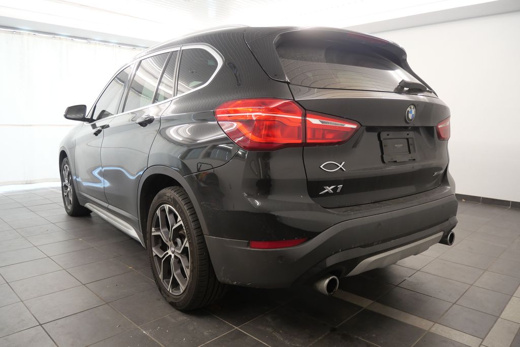 2021 BMW X1 xDrive28i 5