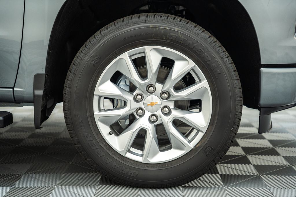 ChevroletSilverado 150018
